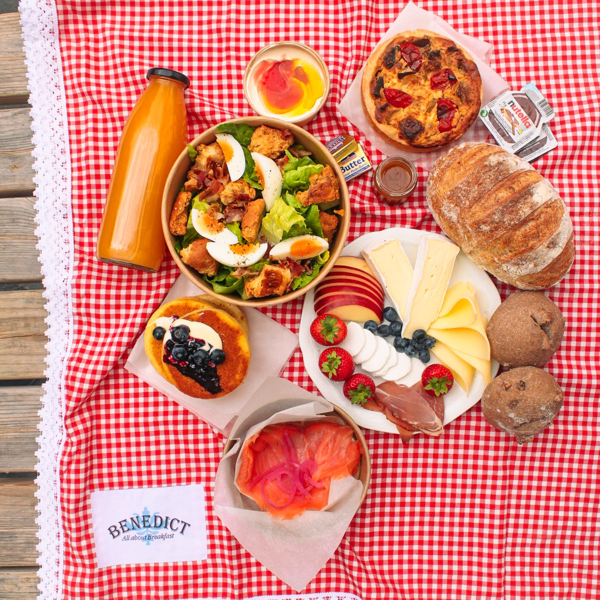 CLASSIC PICNIC in our SIGNATURE BOX Benedict